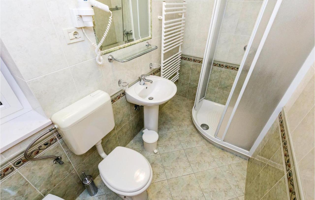 1 Bedroom Stunning Apartment In Moscenicka Draga Exterior photo
